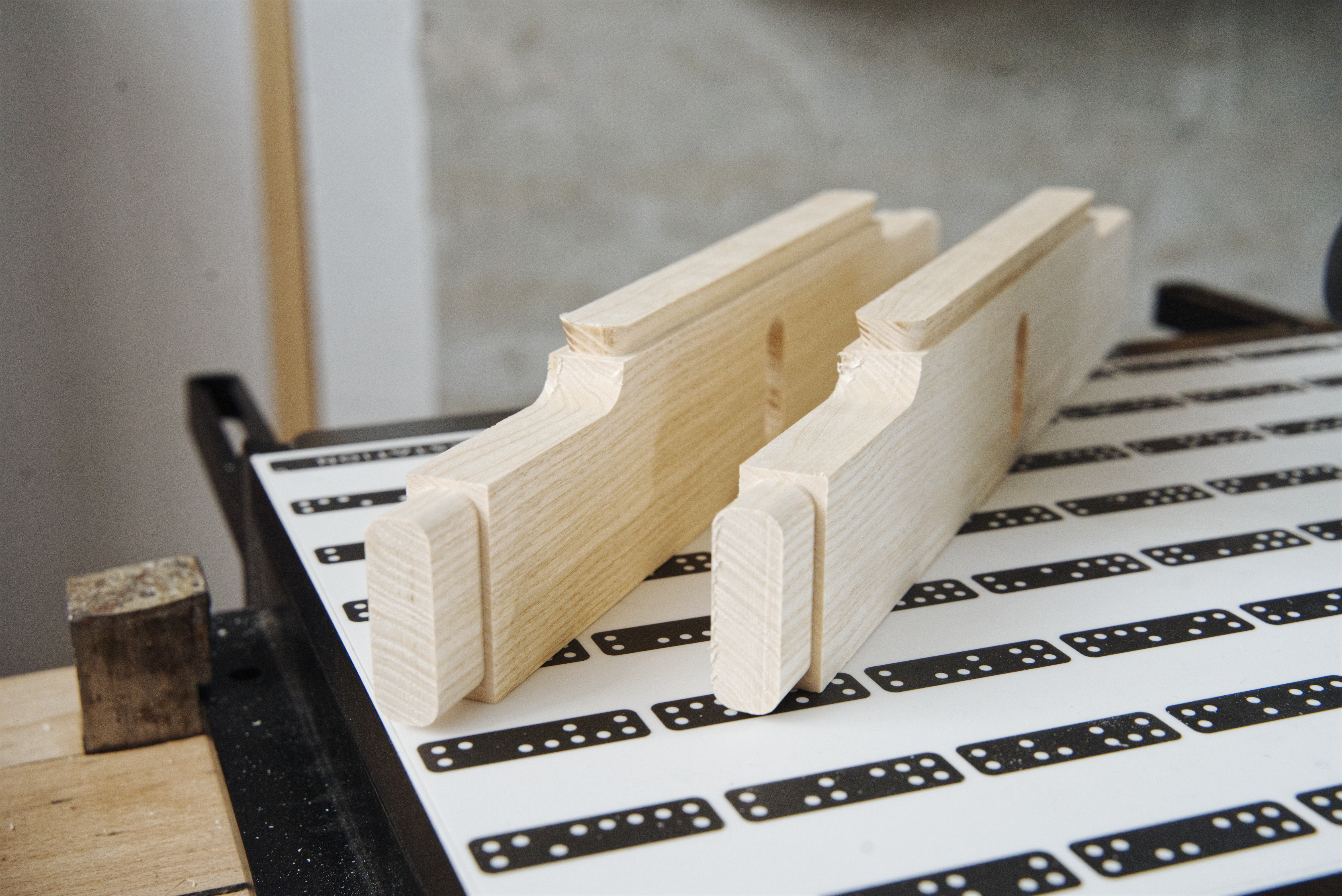 Routing complex profiles