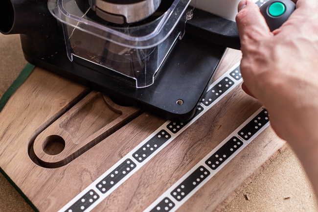 Cutting the outer profile